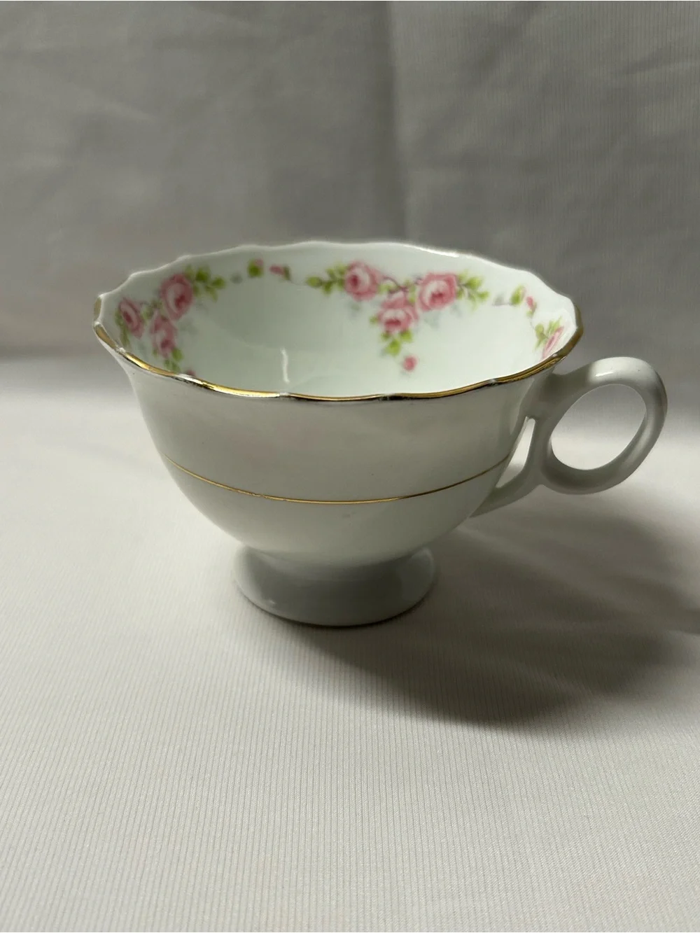 Vintage White Teacup with Pink Rose Garland and Gold Trim